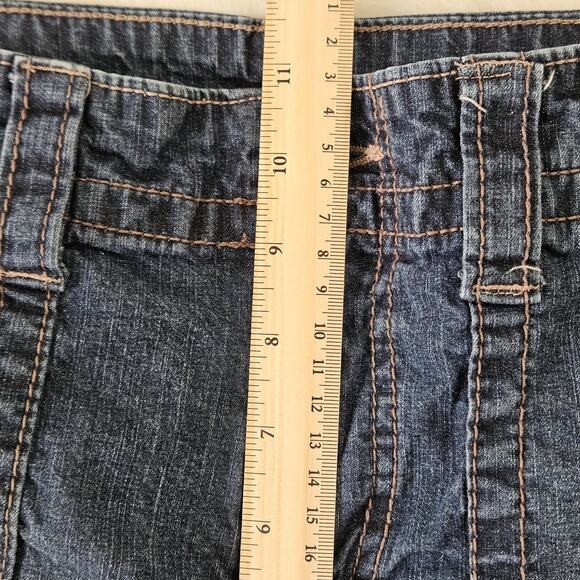 Faded Glory Women's Dark Stone Wash Denim Shorts Missing Pocket Button Size 12 - Picture 4 of 13